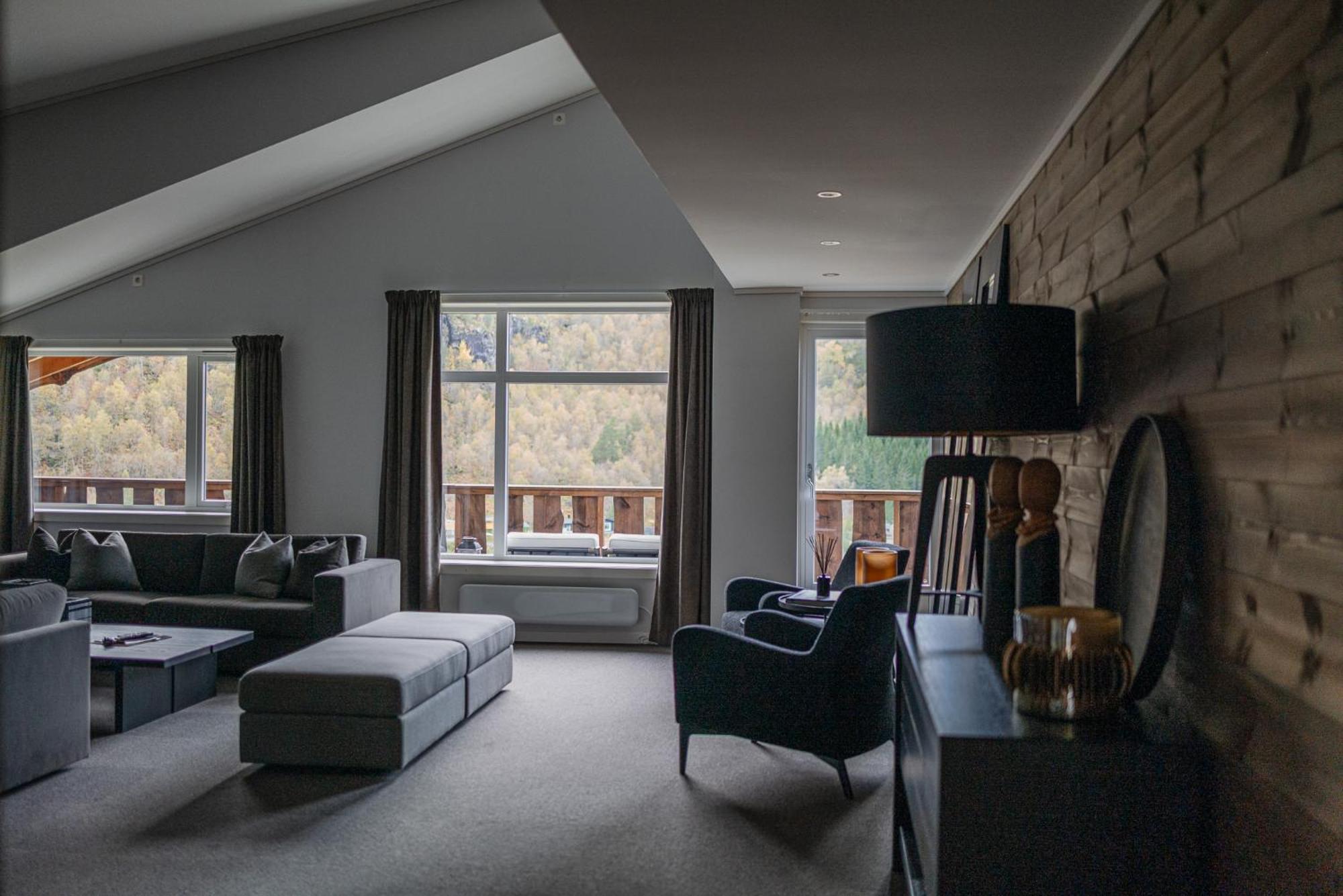 Blatind Boutique Hotel Stordal Bagian luar foto